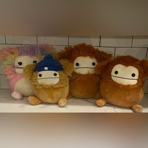 Squishmallows, Big Foots